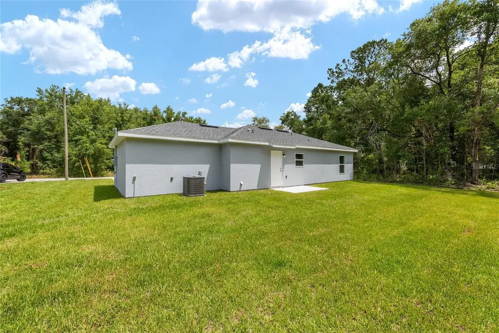 94 Dogwood Drive Loop Ocala FL 34472