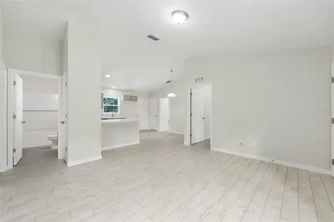 94 Dogwood Drive Loop Ocala FL 34472