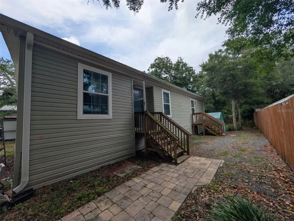 13 Magnolia Road Palm Coast FL 32137