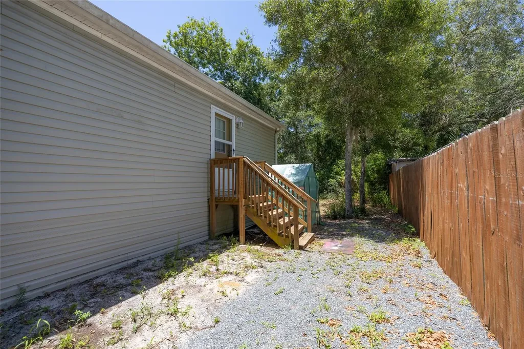 13 Magnolia Road Palm Coast FL 32137