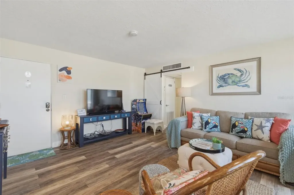6800 Sunset Way St Pete Beach FL 33706
