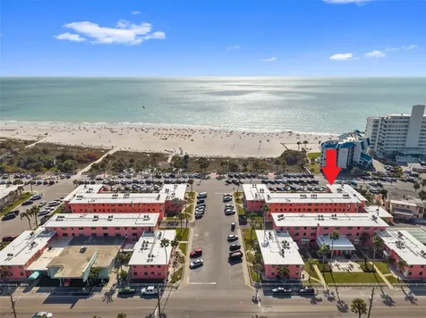 6800 Sunset Way St Pete Beach FL 33706