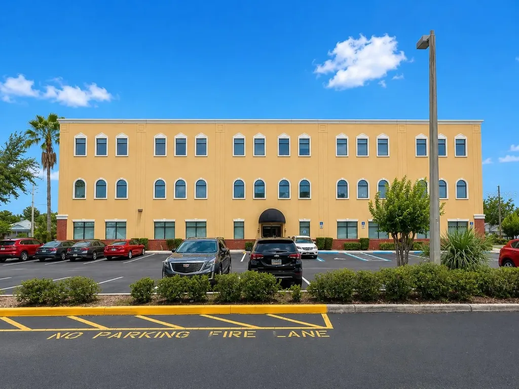213 S Dillard Street Winter Garden FL 34787