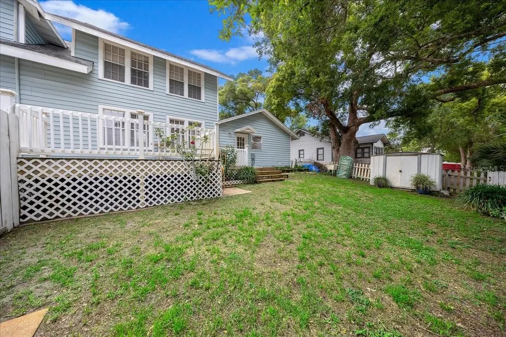 319 Carnation Court Apopka FL 32703