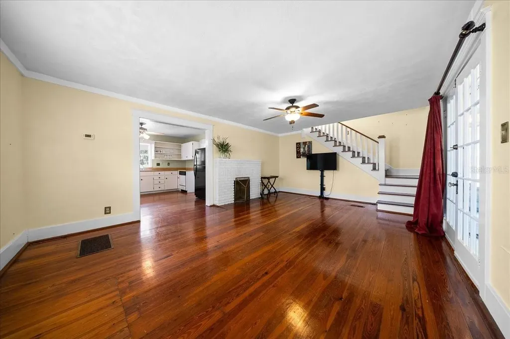 319 Carnation Court Apopka FL 32703