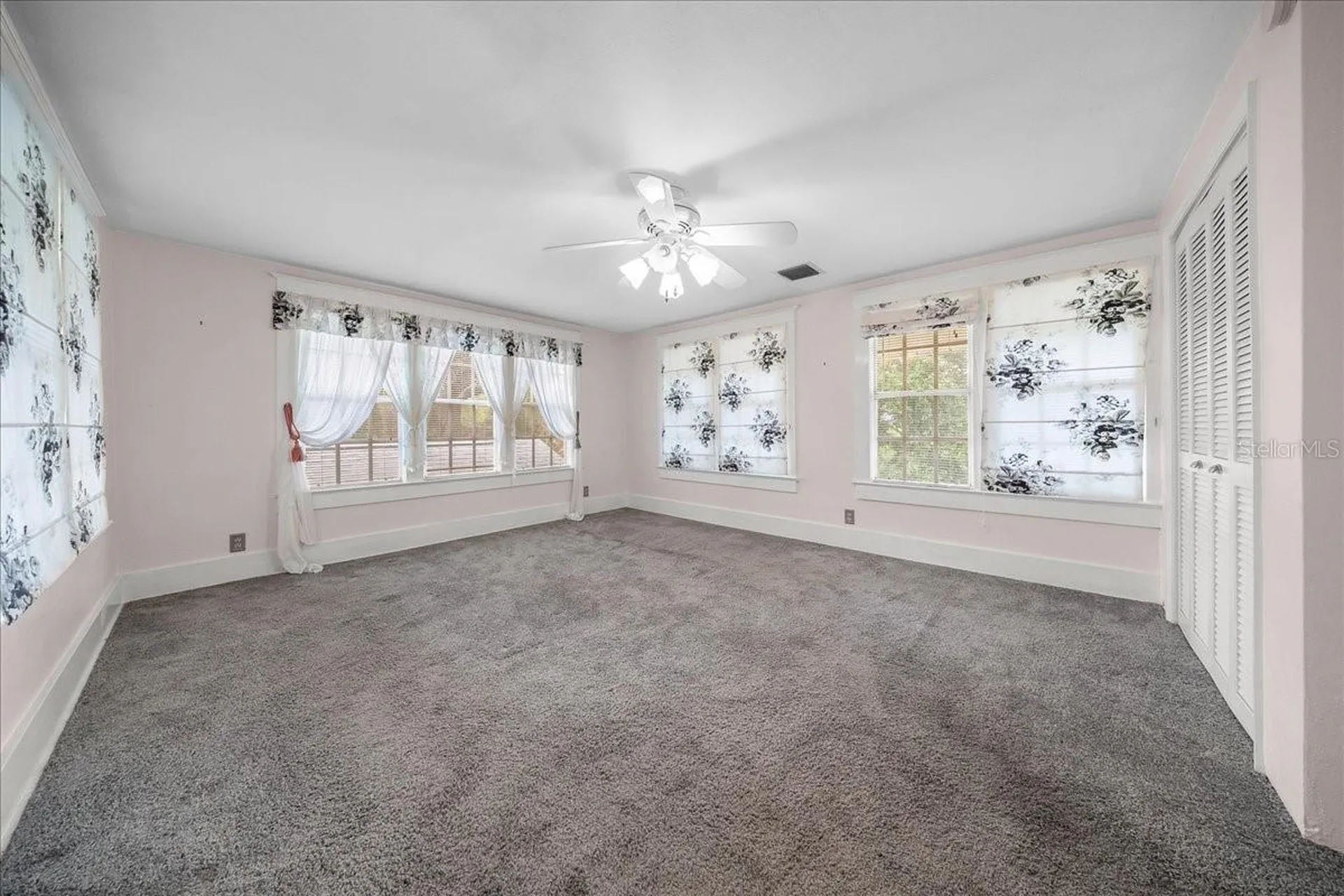 319 Carnation Court Apopka FL 32703