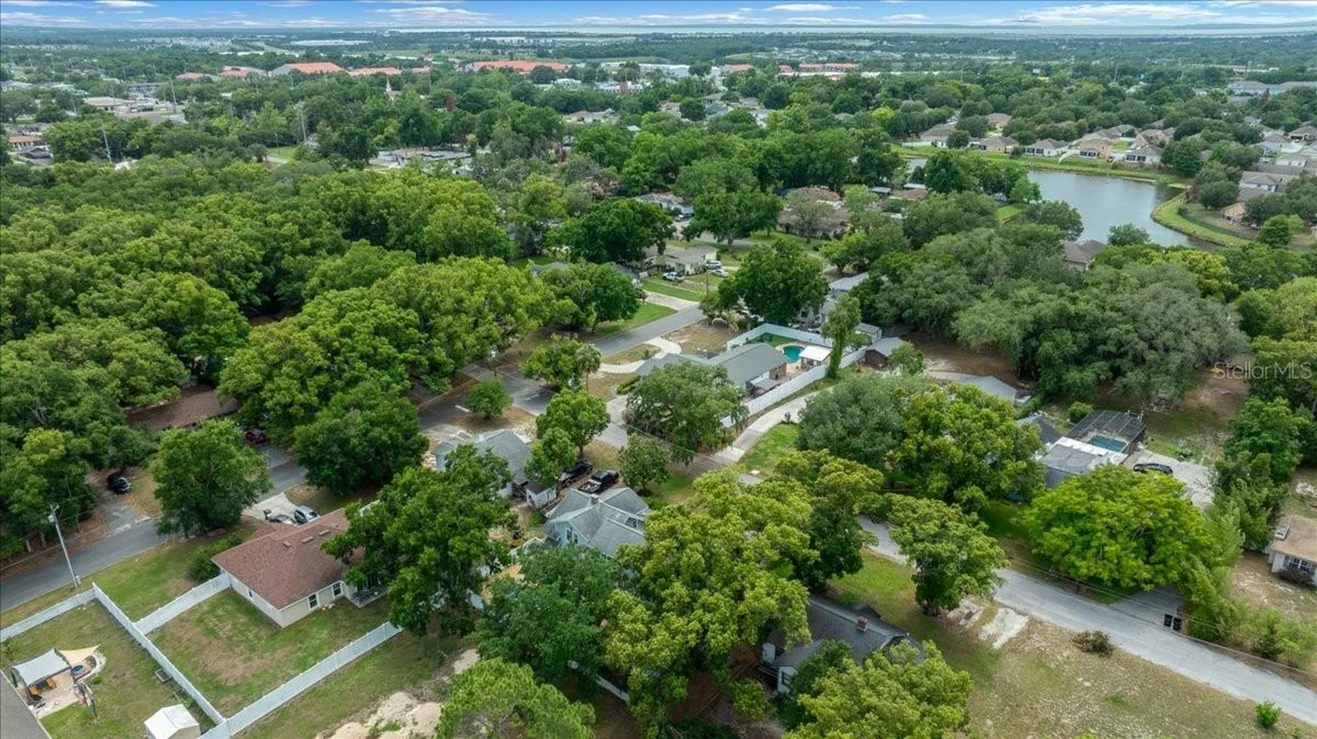 319 Carnation Court Apopka FL 32703