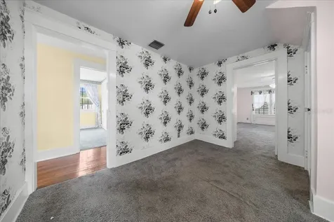 319 Carnation Court Apopka FL 32703