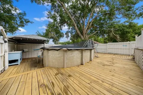 319 Carnation Court Apopka FL 32703
