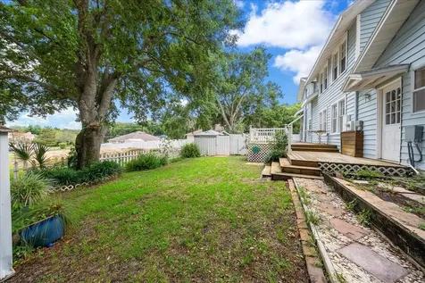 319 Carnation Court Apopka FL 32703