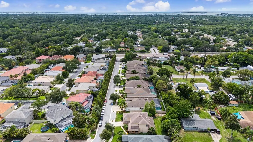 2234 Highwood Court Dunedin FL 34698