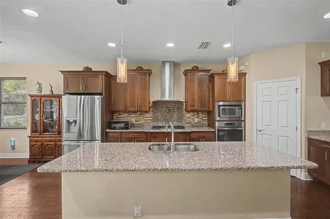 2234 Highwood Court Dunedin FL 34698