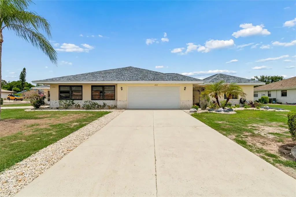 1915 W Del Webb Boulevard Sun City Center FL 33573