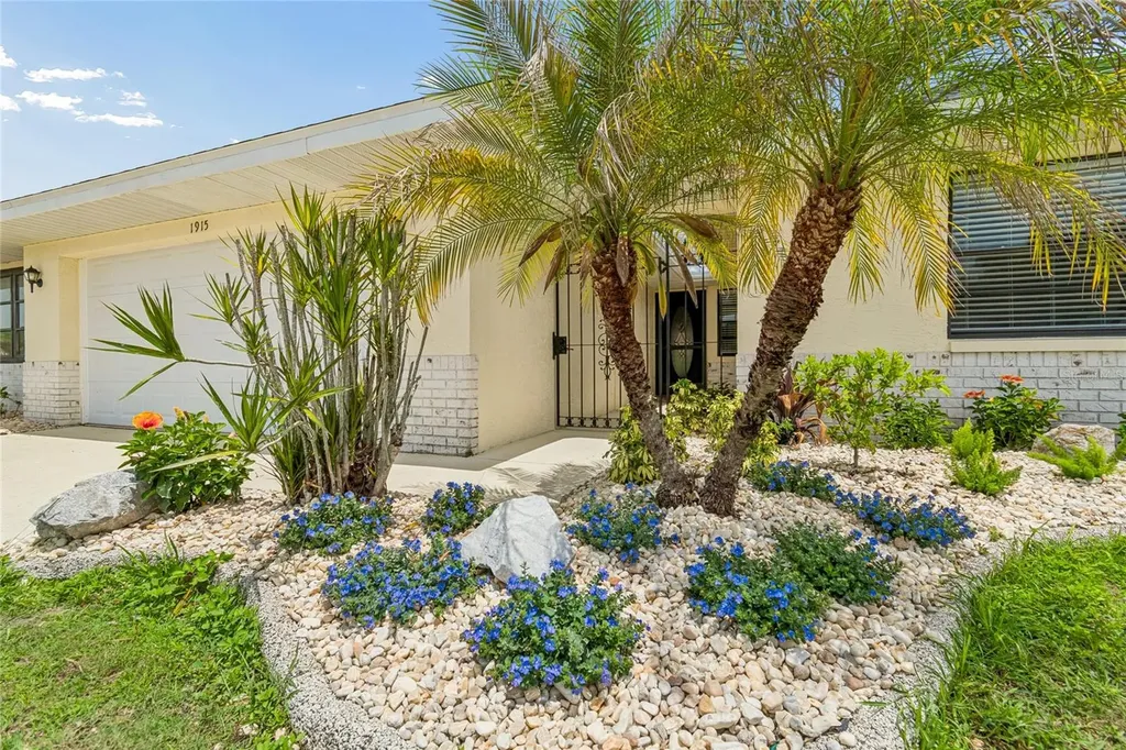 1915 W Del Webb Boulevard Sun City Center FL 33573