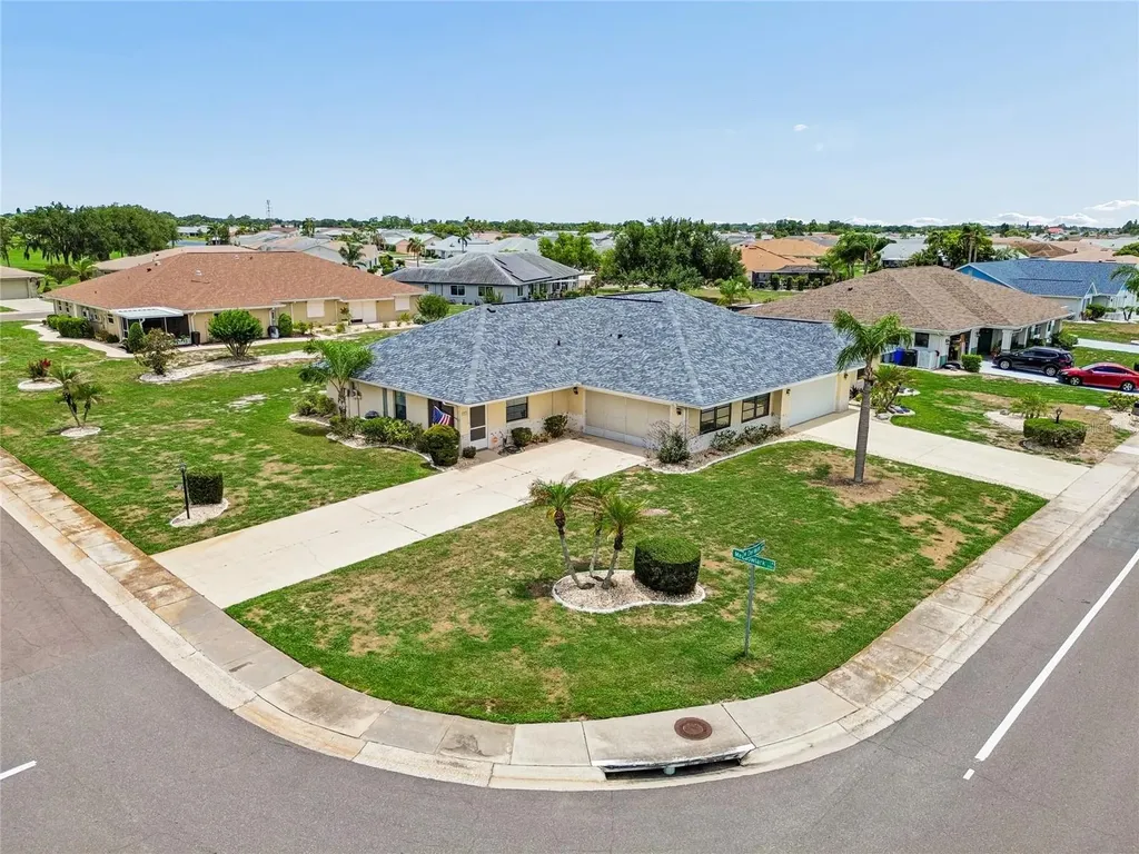 1915 W Del Webb Boulevard Sun City Center FL 33573