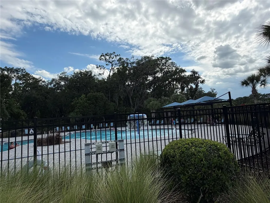 434 North Boulevard E Davenport FL 33837