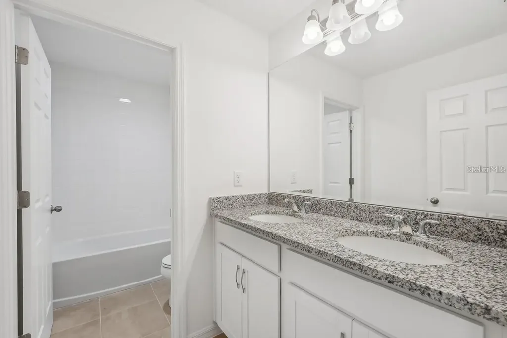 434 North Boulevard E Davenport FL 33837