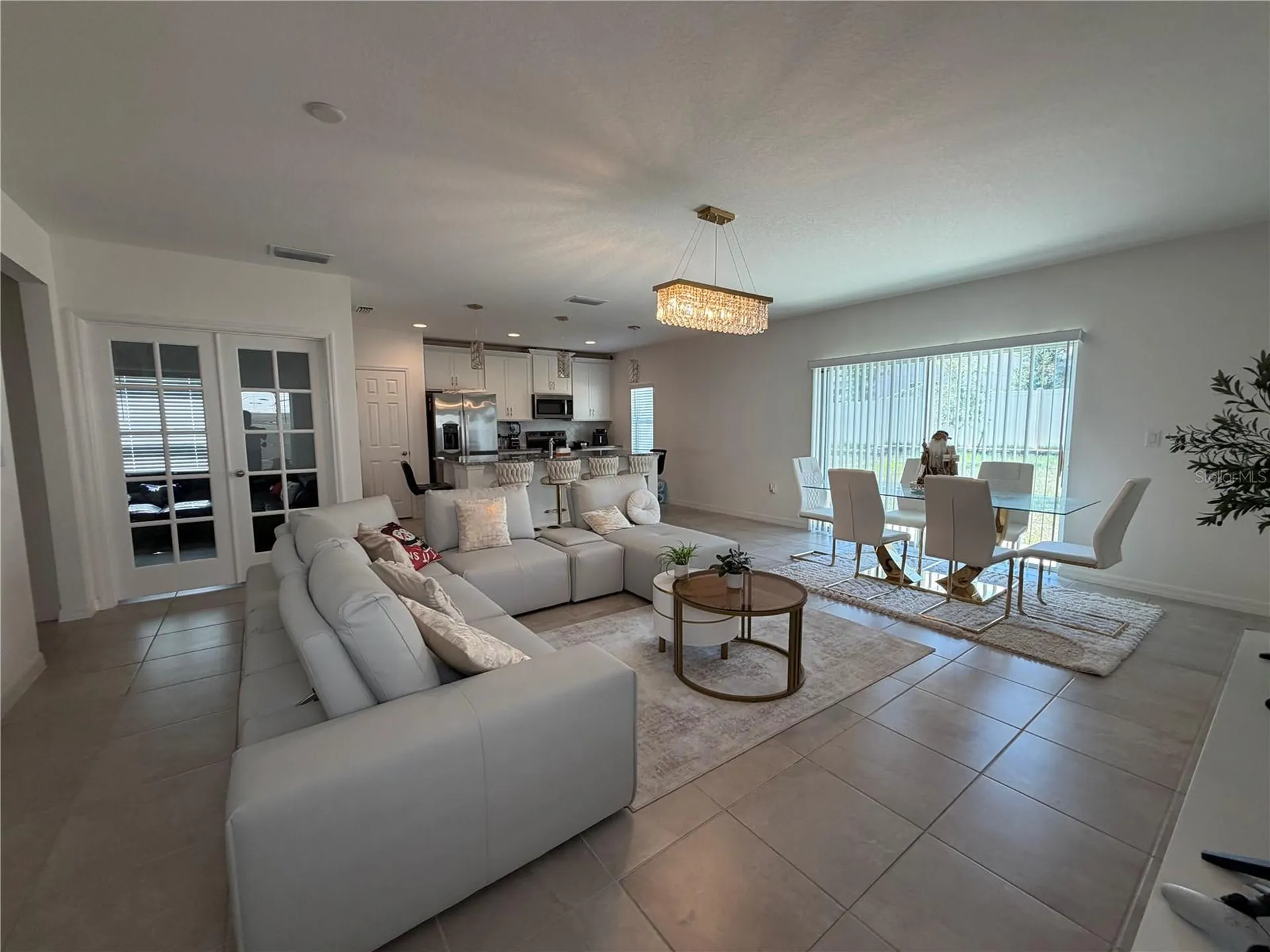434 North Boulevard E Davenport FL 33837