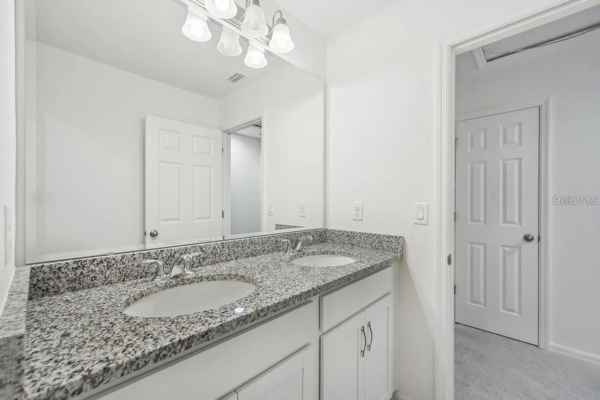 434 North Boulevard E Davenport FL 33837