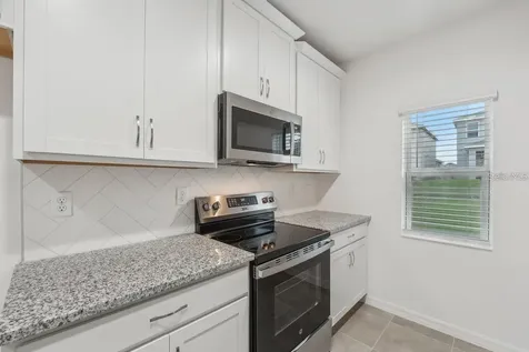 434 North Boulevard E Davenport FL 33837