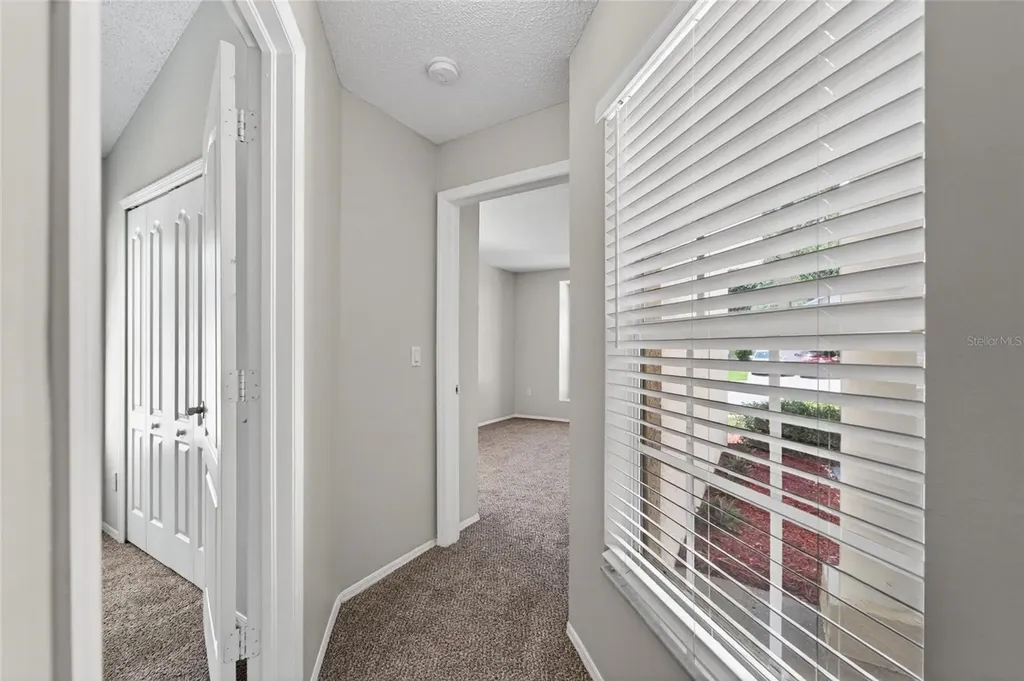 418 Henderson Avenue Seffner FL 33584