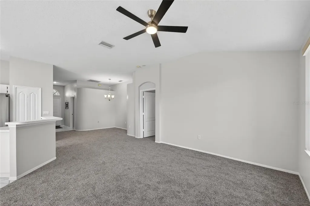 418 Henderson Avenue Seffner FL 33584
