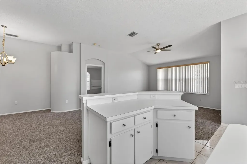 418 Henderson Avenue Seffner FL 33584
