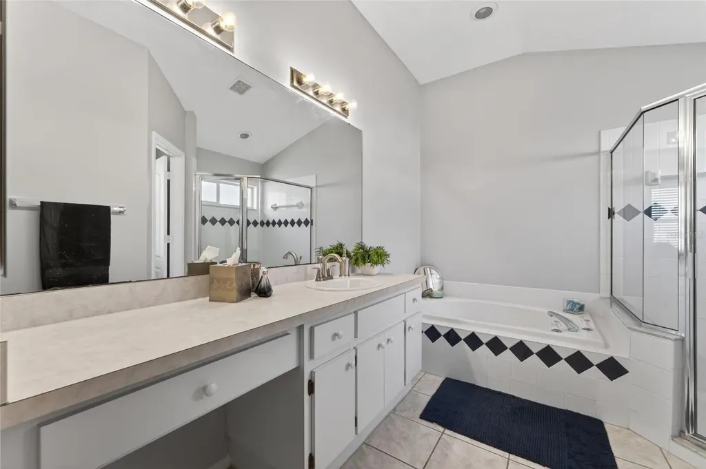 418 Henderson Avenue Seffner FL 33584