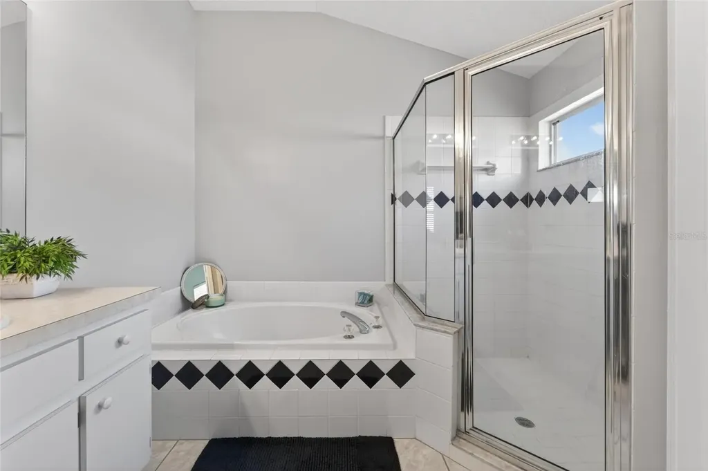 418 Henderson Avenue Seffner FL 33584