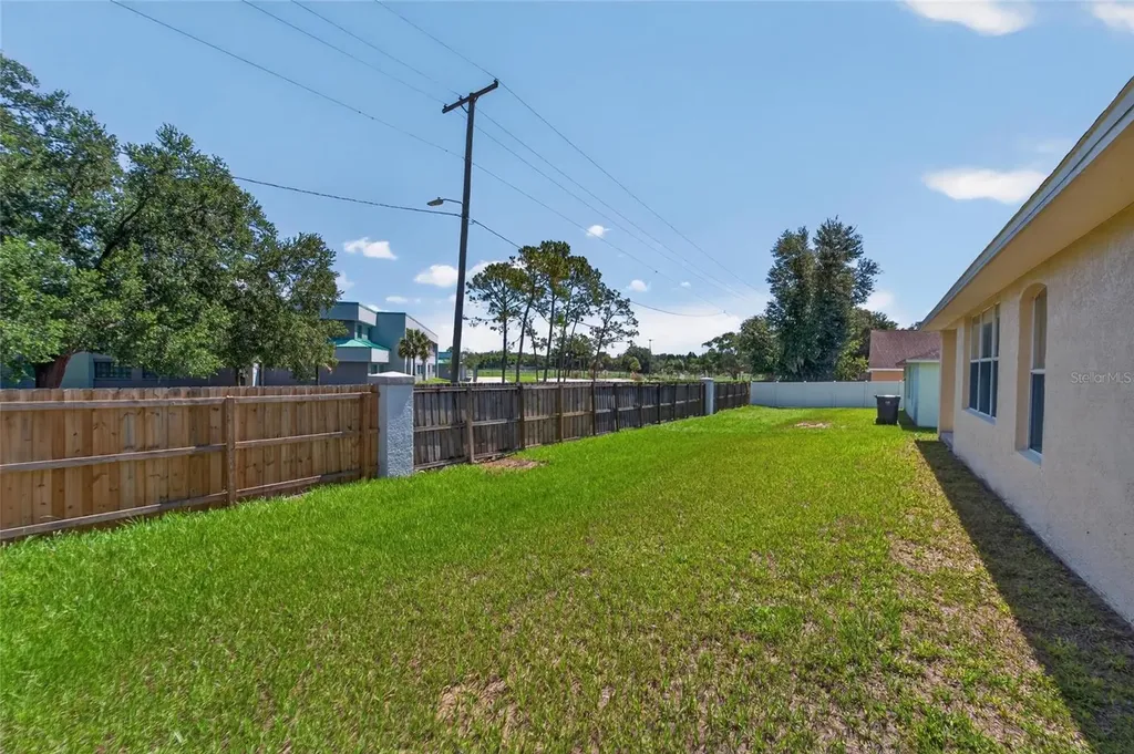 418 Henderson Avenue Seffner FL 33584