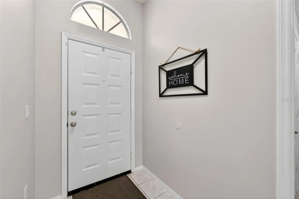 418 Henderson Avenue Seffner FL 33584