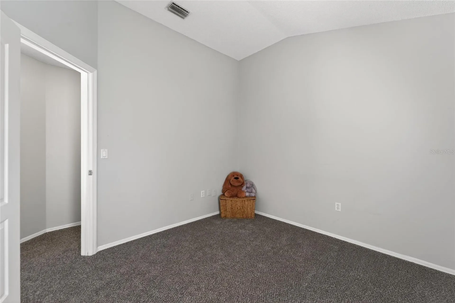 418 Henderson Avenue Seffner FL 33584