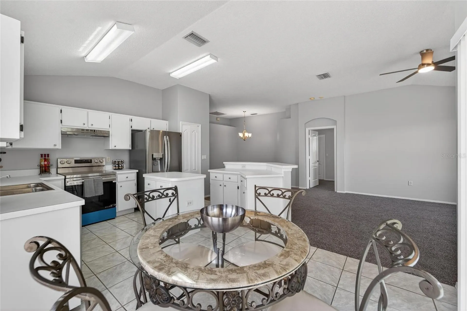 418 Henderson Avenue Seffner FL 33584