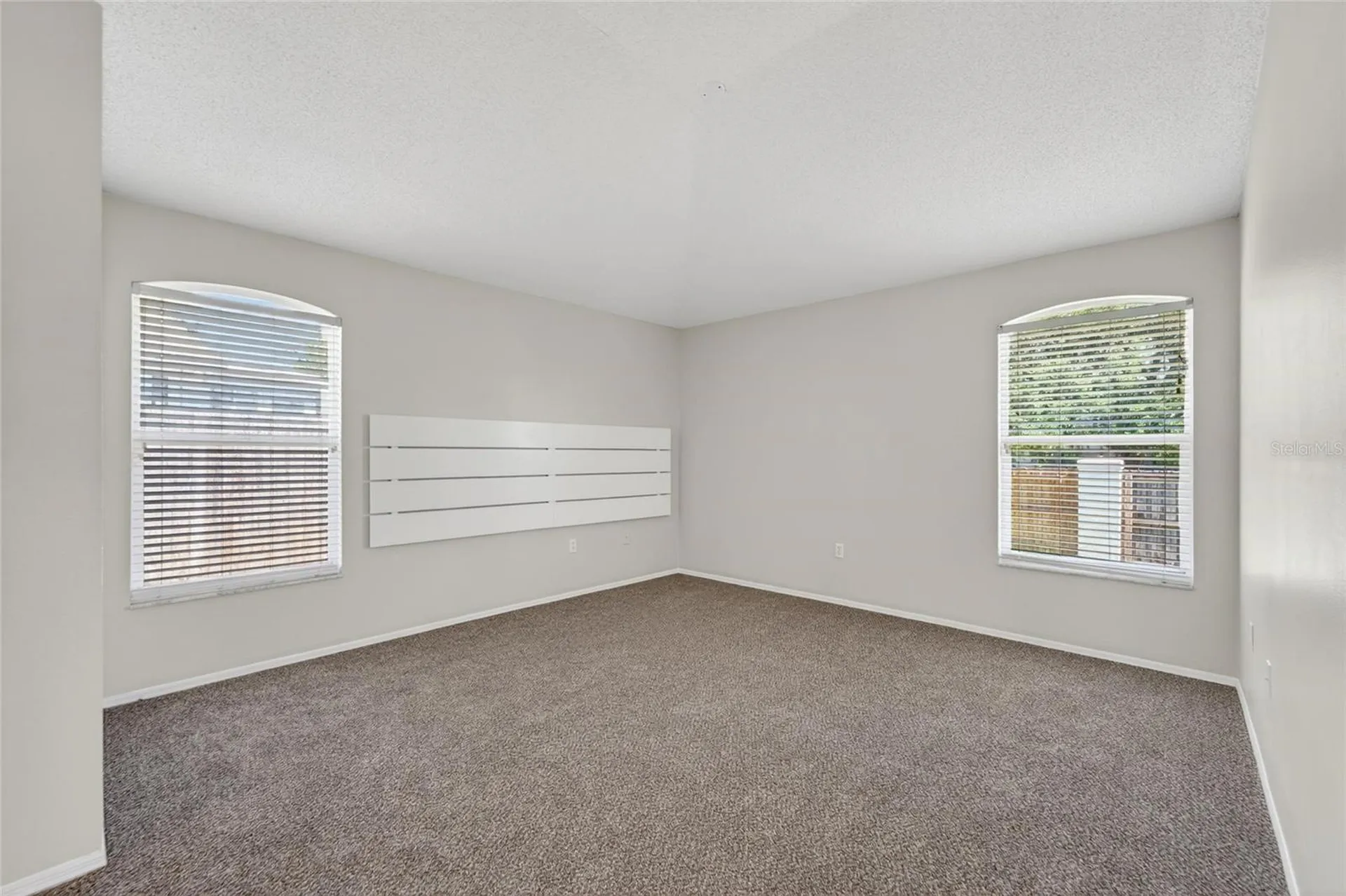418 Henderson Avenue Seffner FL 33584