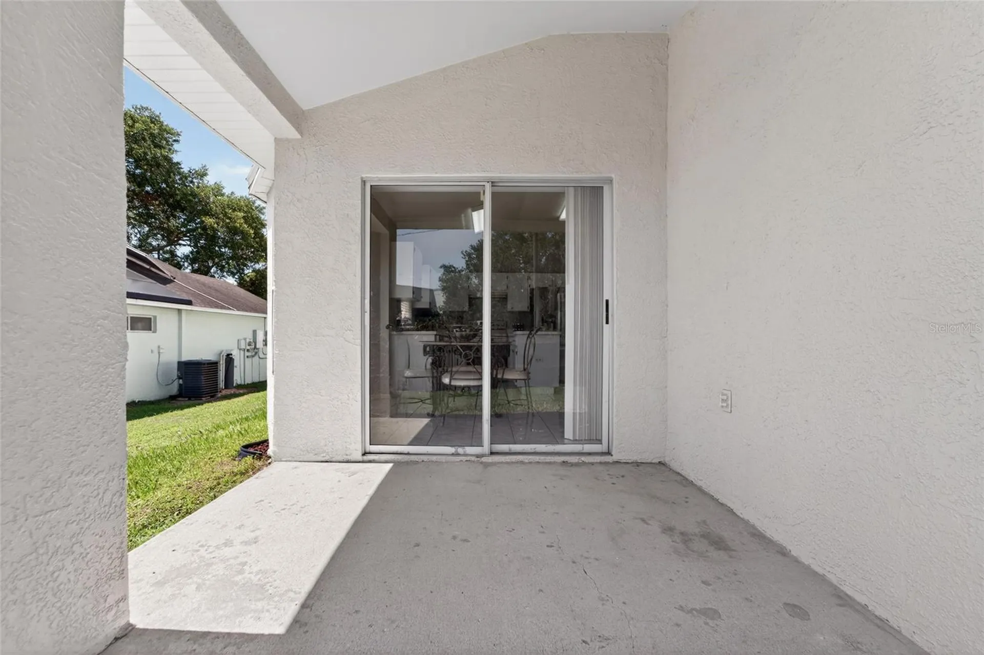 418 Henderson Avenue Seffner FL 33584