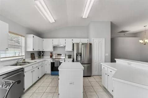 418 Henderson Avenue Seffner FL 33584