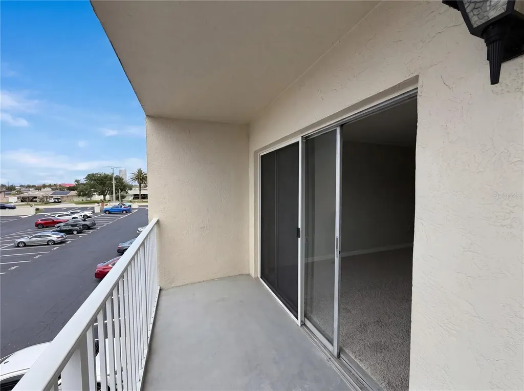 2711 N Halifax Avenue Daytona Beach FL 32118