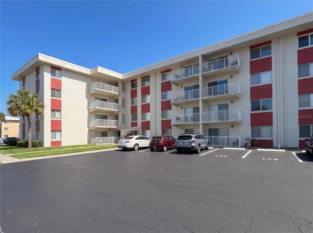 2711 N Halifax Avenue Daytona Beach FL 32118