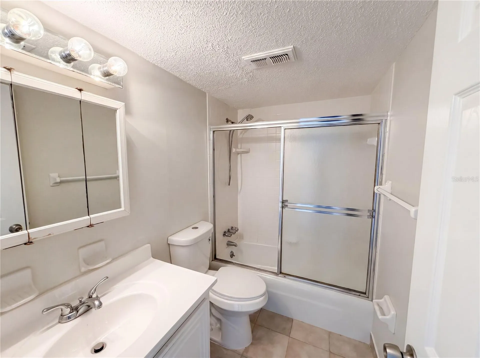 2711 N Halifax Avenue Daytona Beach FL 32118