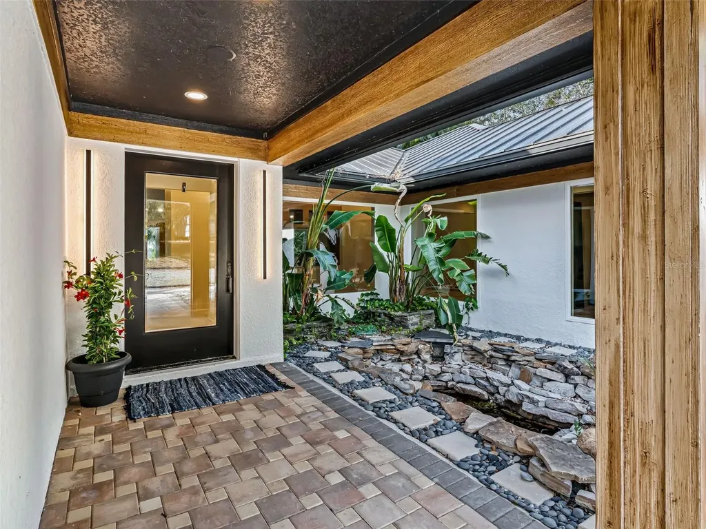 13061 SE 158th Lane Weirsdale FL 32195