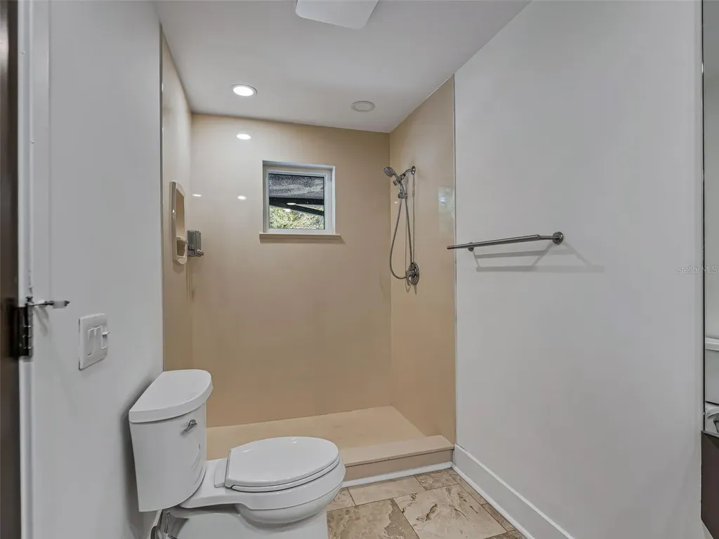 13061 SE 158th Lane Weirsdale FL 32195