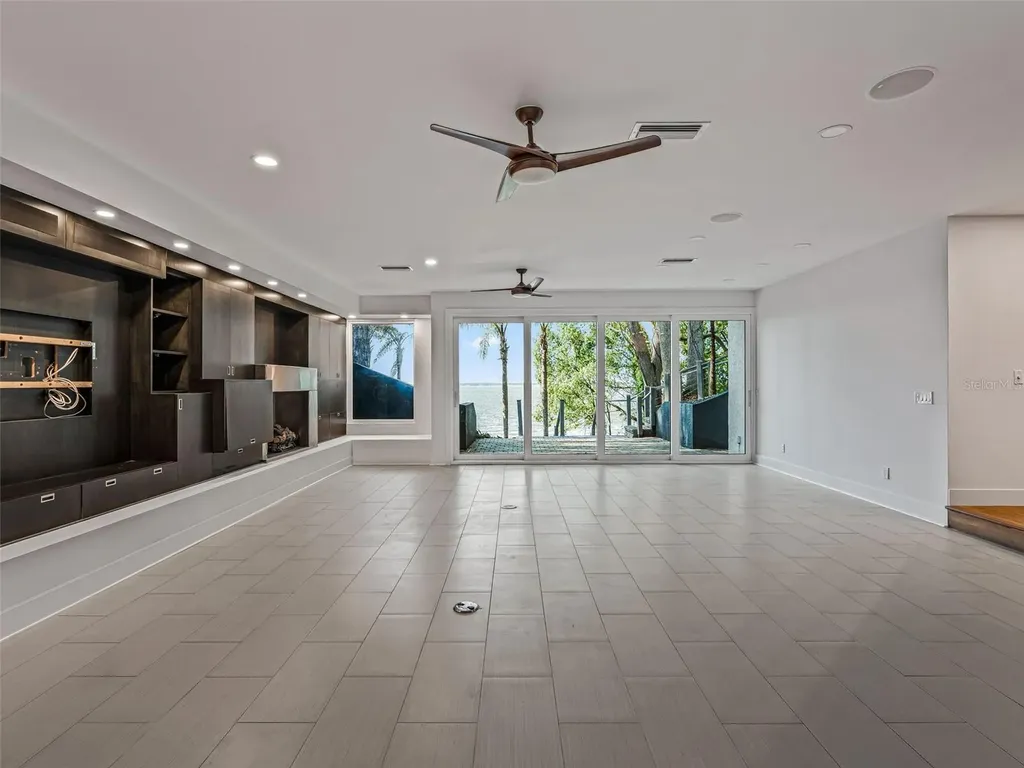 13061 SE 158th Lane Weirsdale FL 32195