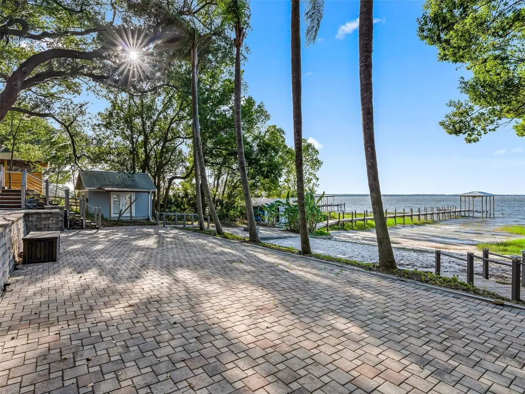13061 SE 158th Lane Weirsdale FL 32195