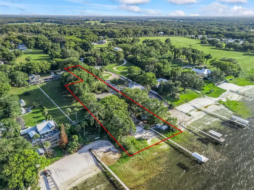13061 SE 158th Lane Weirsdale FL 32195
