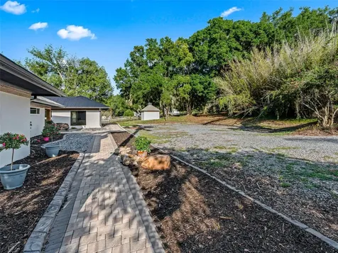 13061 SE 158th Lane Weirsdale FL 32195