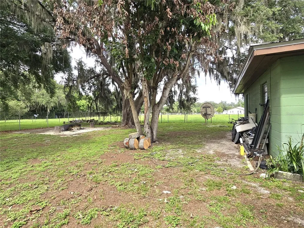 912 Pearl Mary Circle Plant City FL 33566