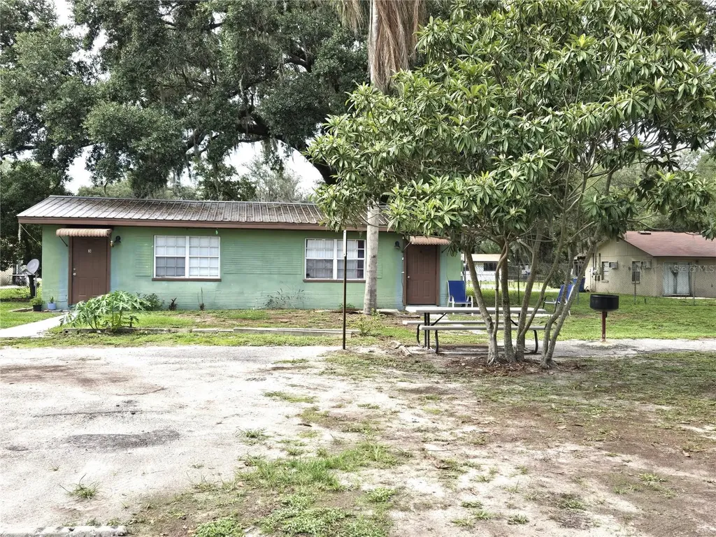 912 Pearl Mary Circle Plant City FL 33566