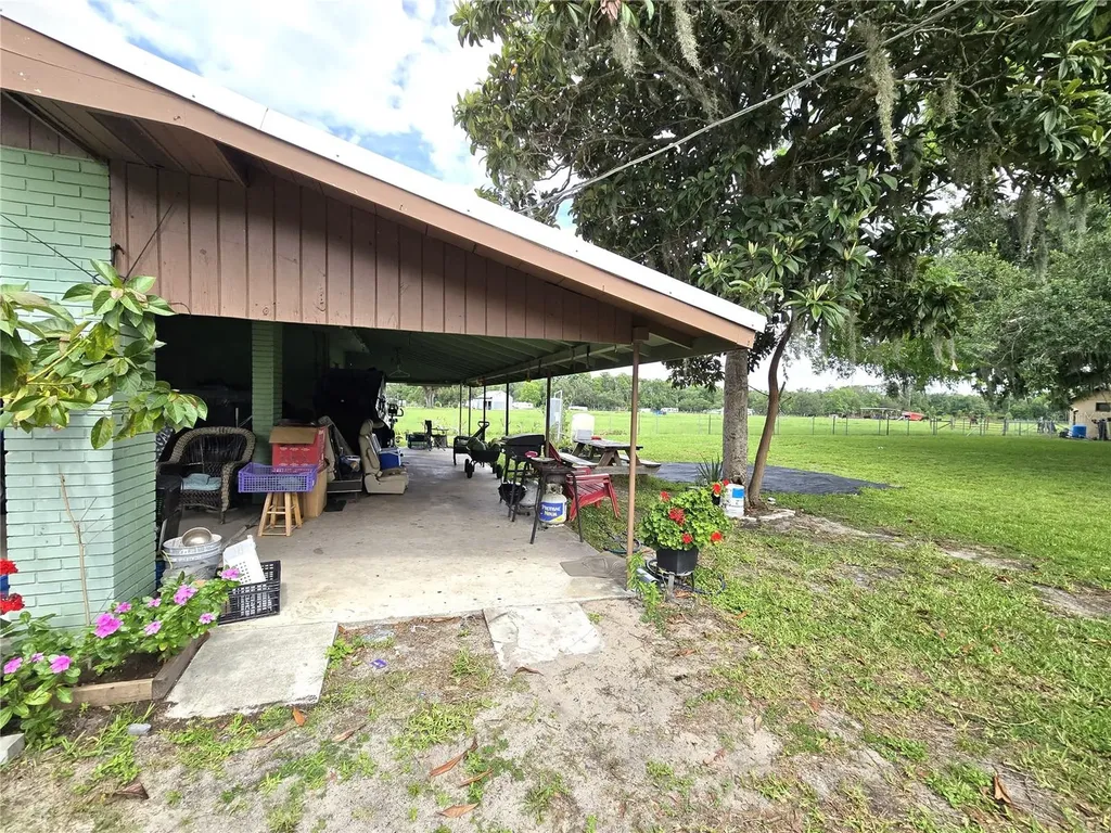 912 Pearl Mary Circle Plant City FL 33566