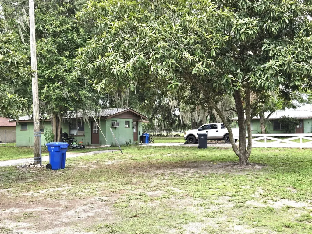 912 Pearl Mary Circle Plant City FL 33566