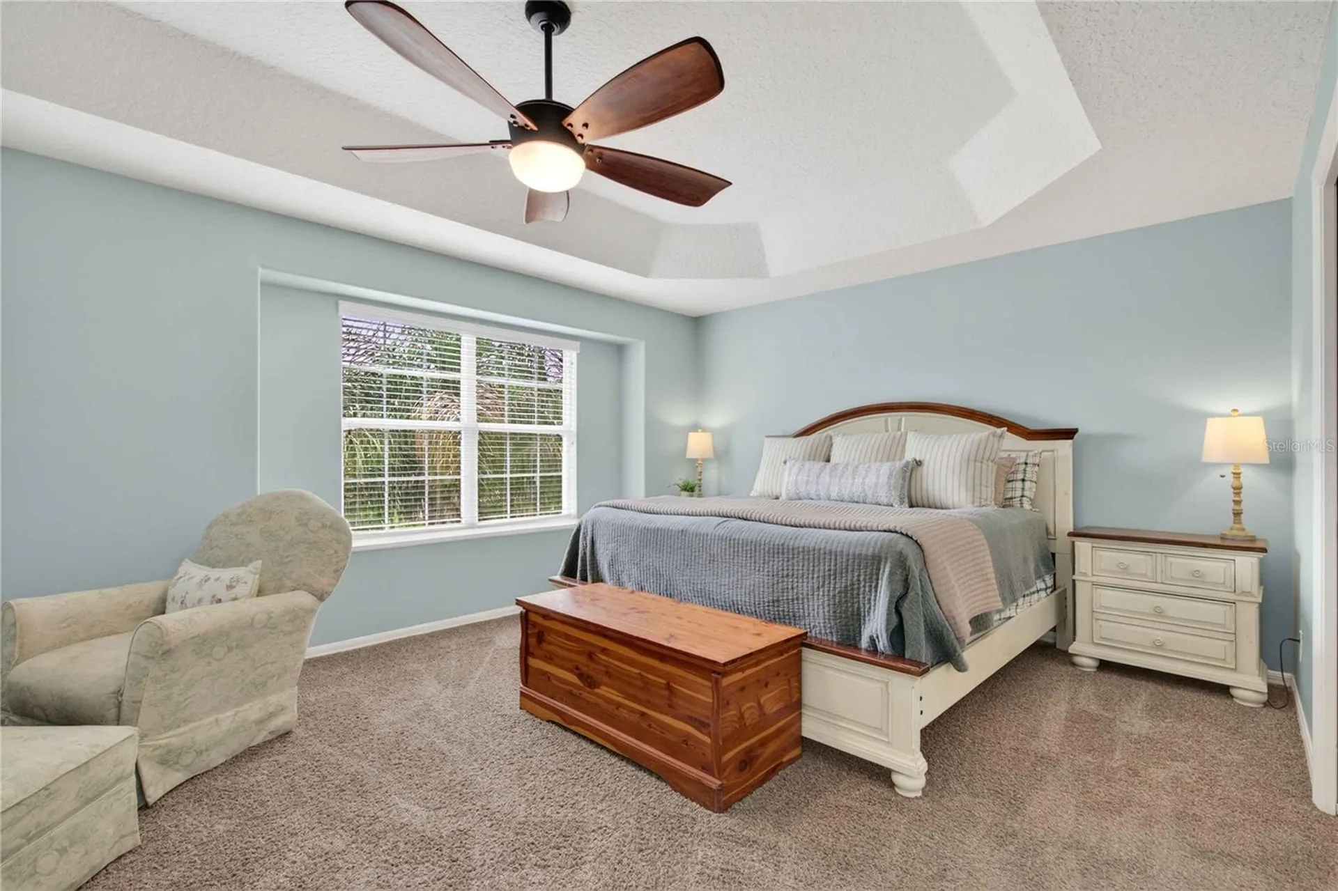 303 W Blue Water Edge Drive Eustis FL 32736